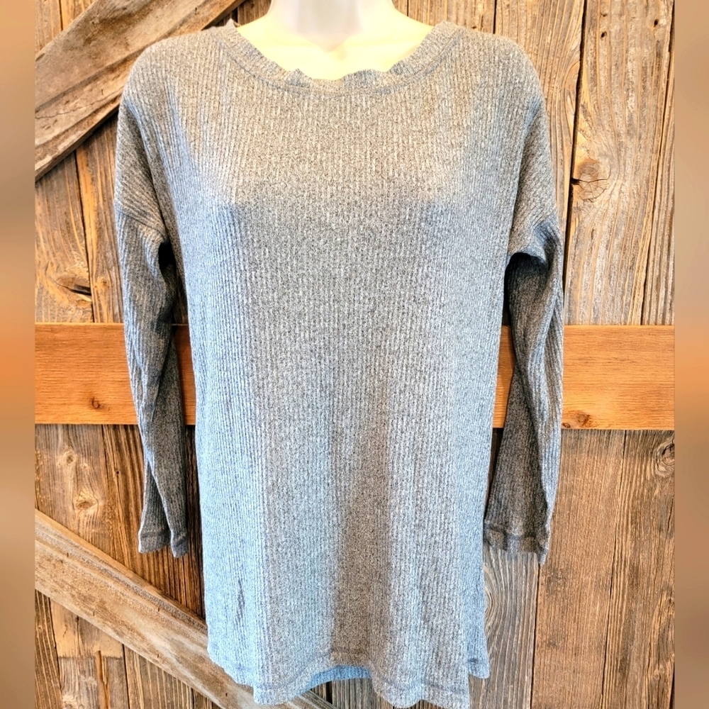 Soft Surroundings Grey Ribbed Knit Long Sleeve Top Size M Stretch Comfort